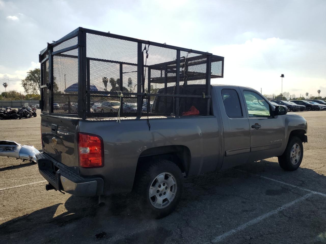 2013 Chevrolet Silverado - Image 3