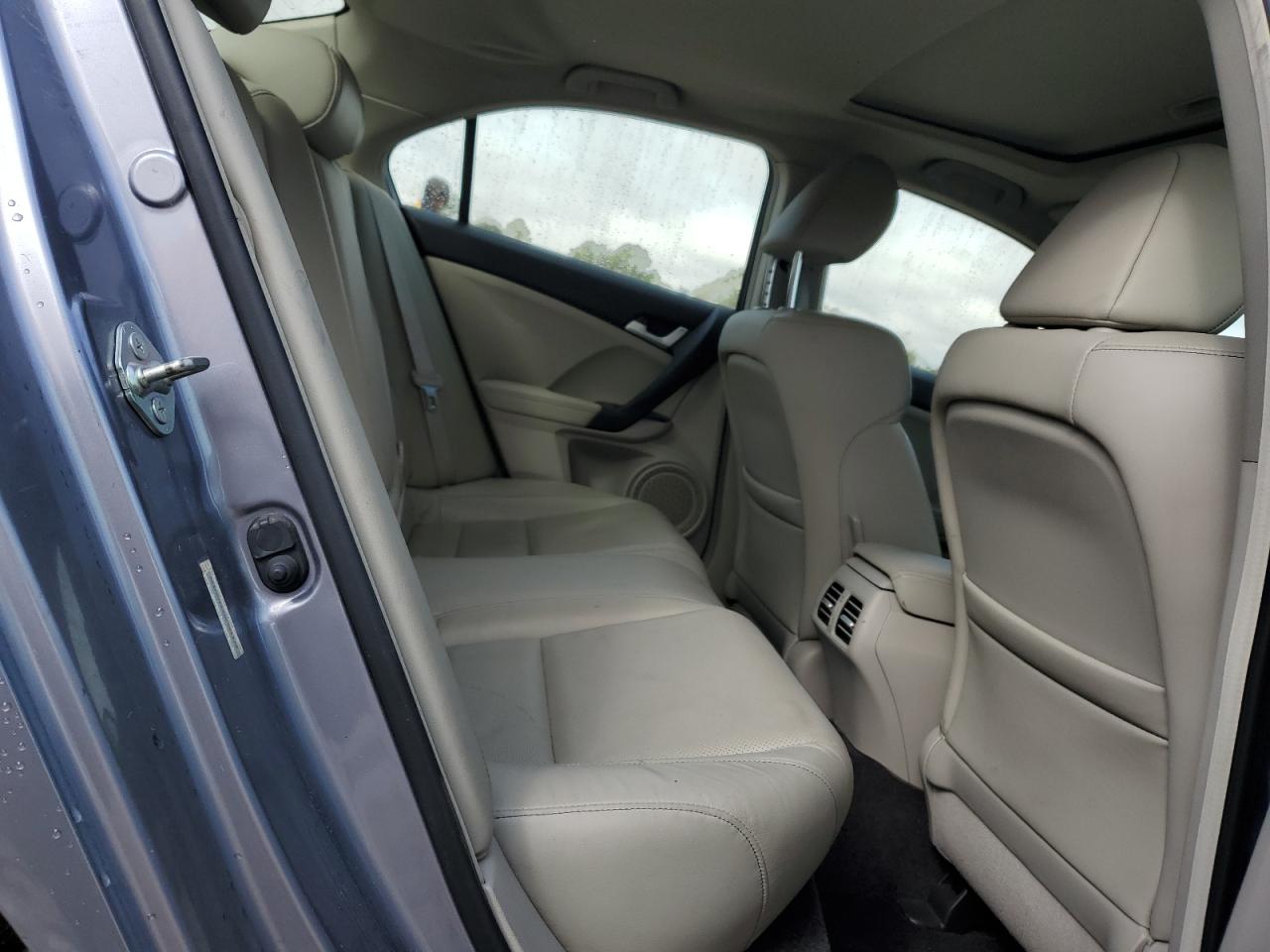 2013 Acura TSX - Image 10