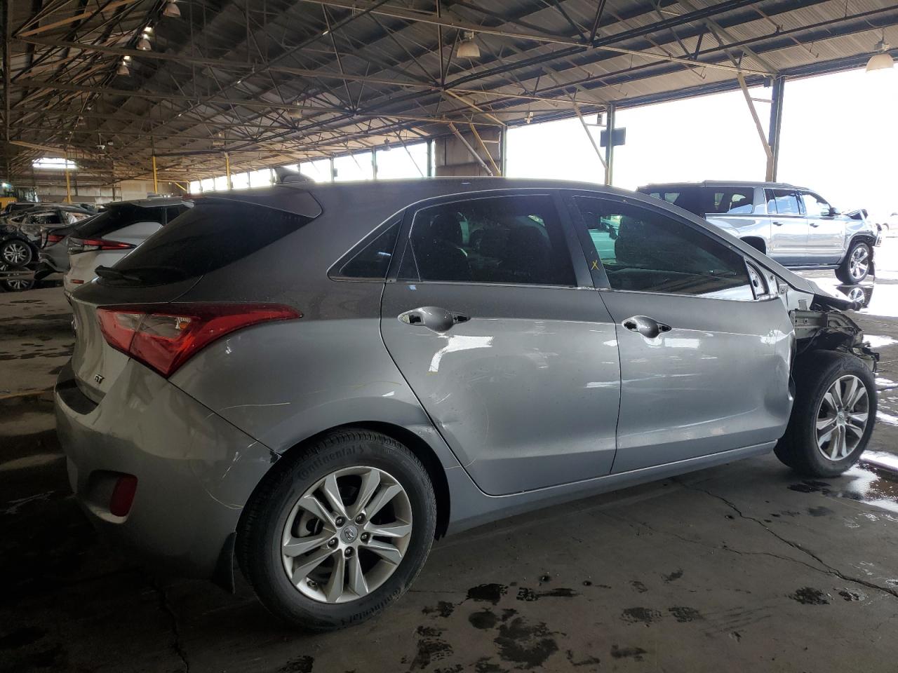 2013 Hyundai Elantra - Image 3