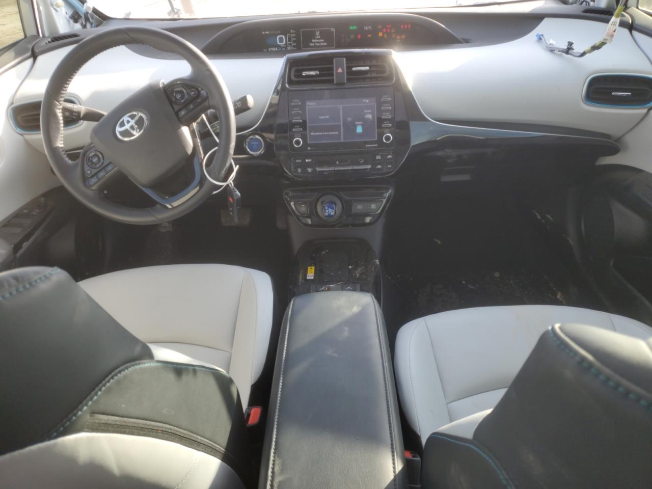 2021 Toyota Prius - Image 8