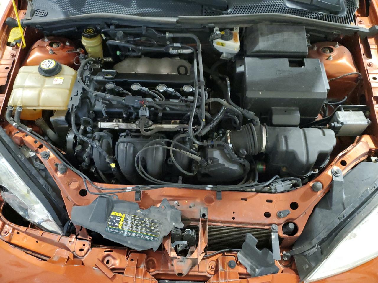 2005 Ford Focus - Image 12