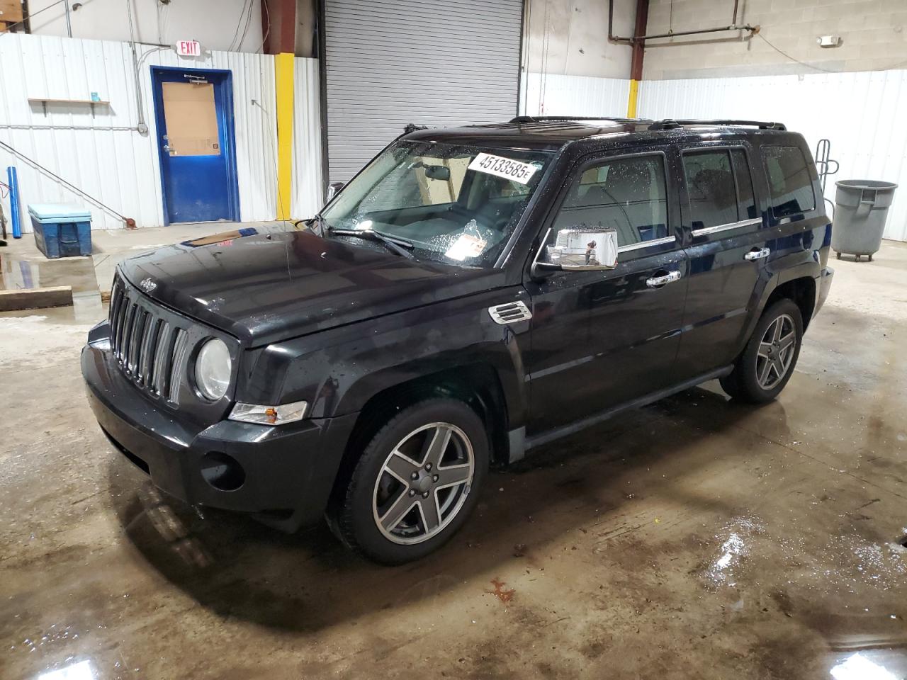 2010 Jeep Liberty (Patriot) - Image 1