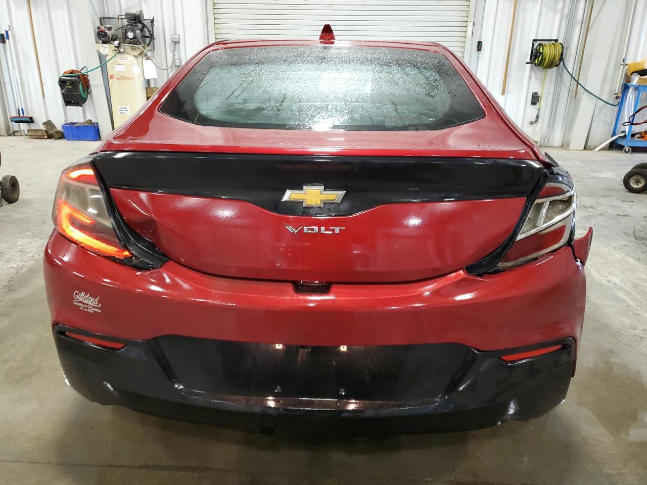 2018 Chevrolet Volt - Image 6