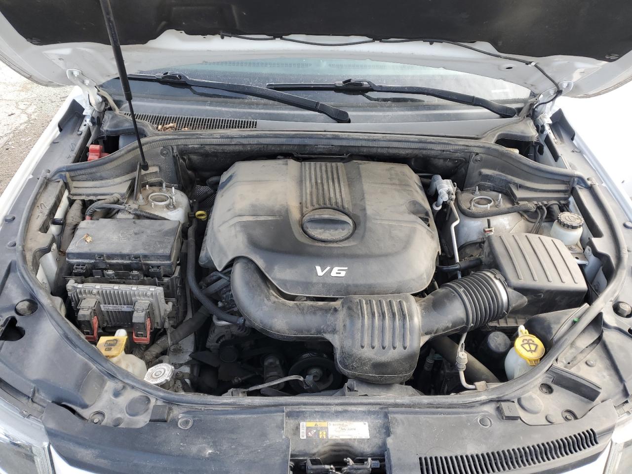 2015 Jeep Grand Cherokee - Image 12