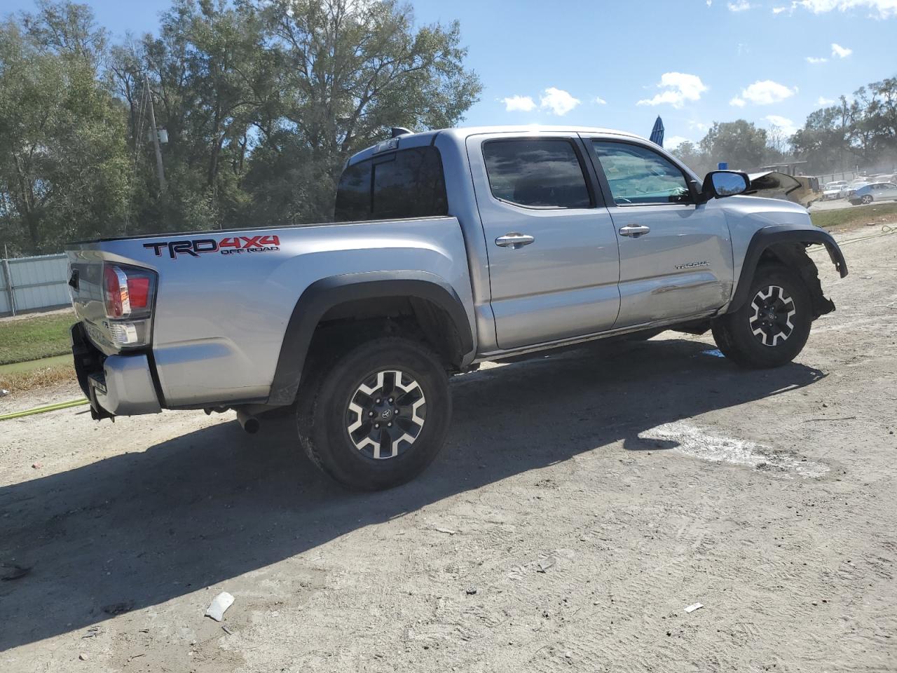 2021 Toyota Tacoma - Image 3