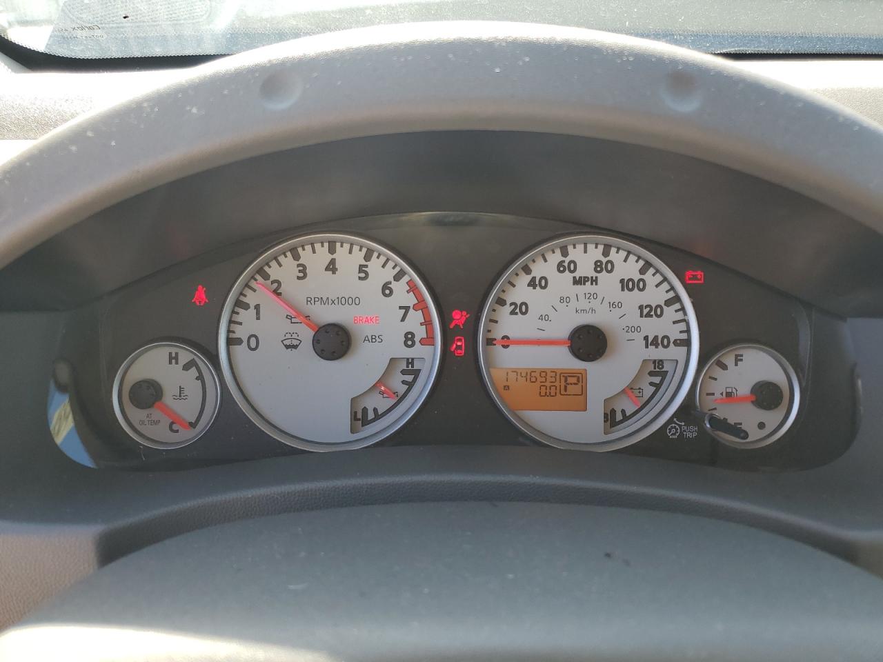 2016 Nissan Navara (Frontier) - Image 9