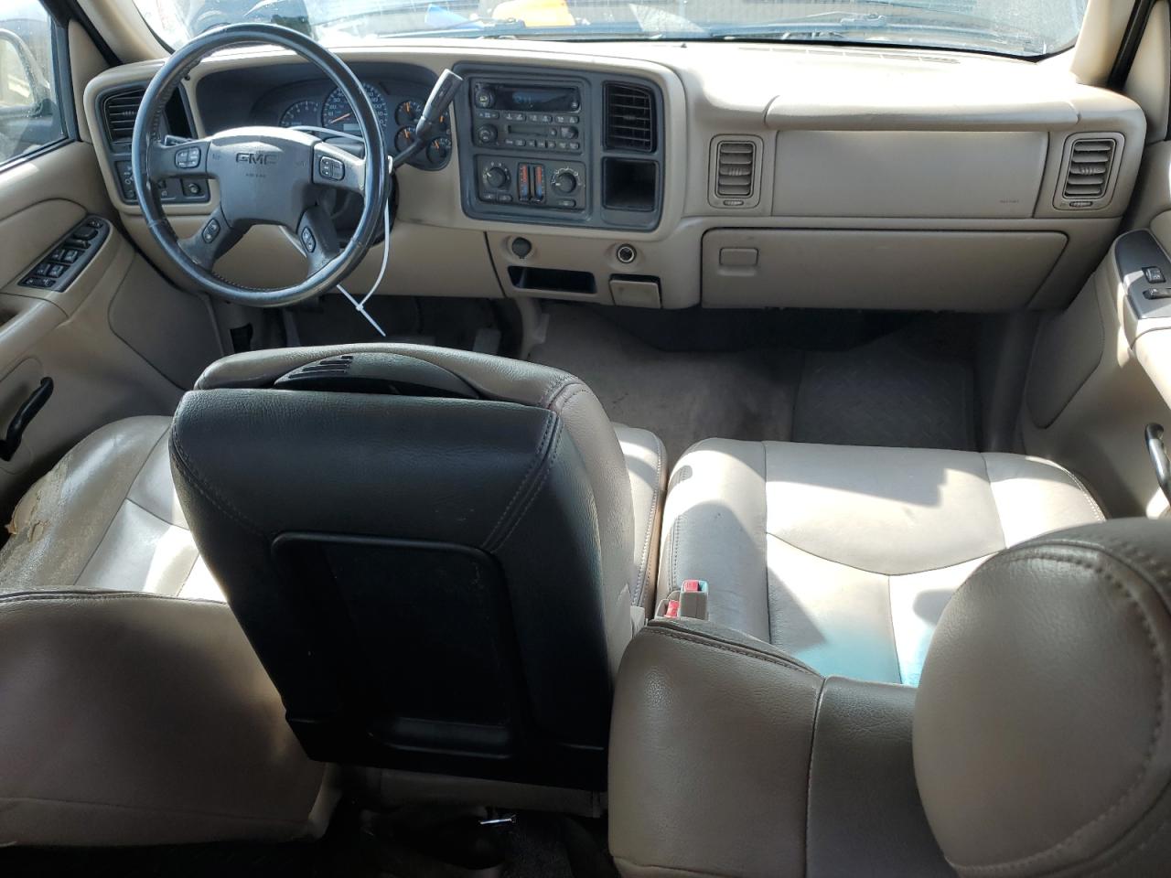 2005 GMC New Sierra C1500 VIN: 2GTEC13T851193681 Lot: 45610805