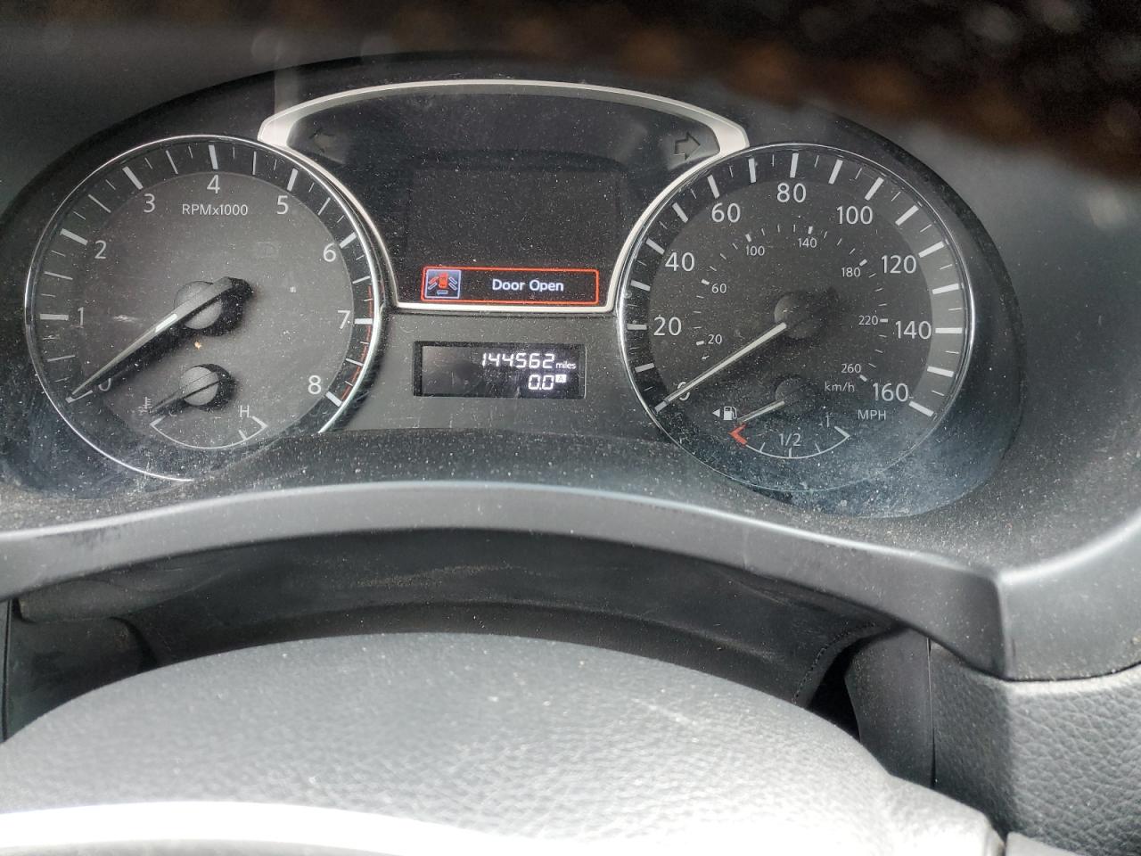 2014 Nissan Altima - Image 9