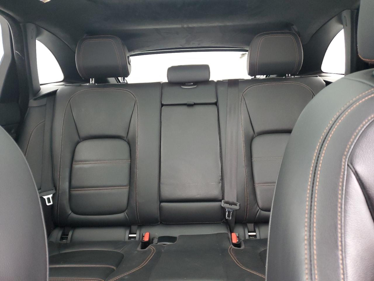 2019 Jaguar F-Pace - Image 10