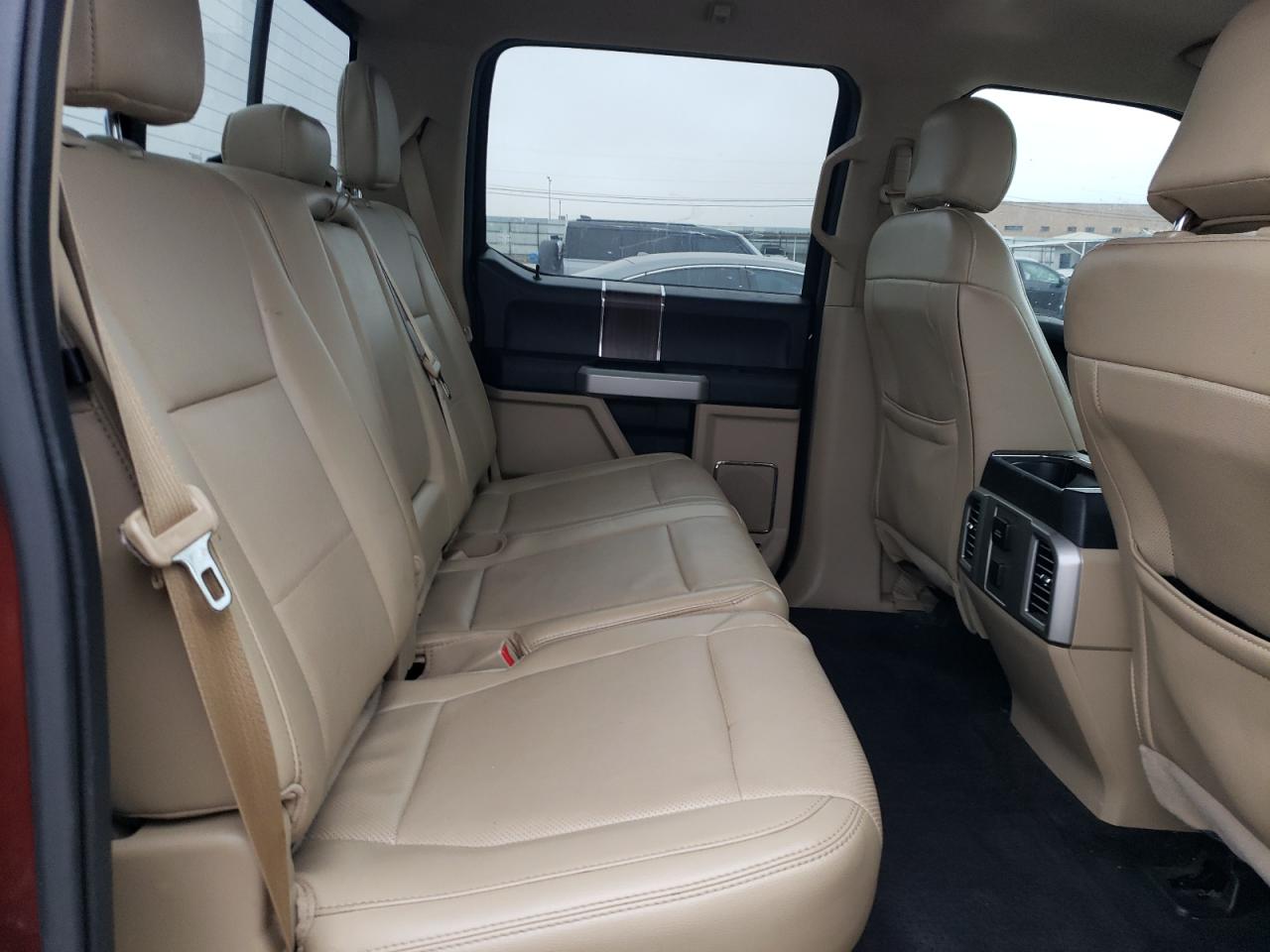 2016 Ford F-150 - Image 10