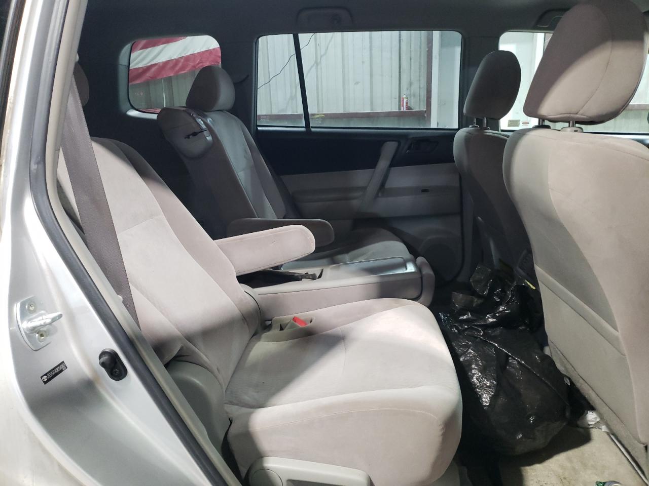 2008 Toyota Highlander - Image 11