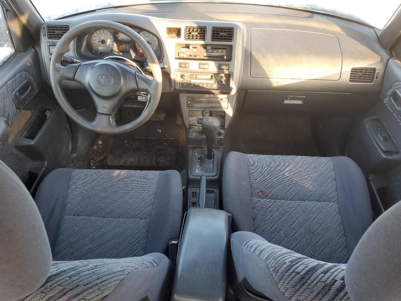 1998 Toyota RAV 4 - Image 8