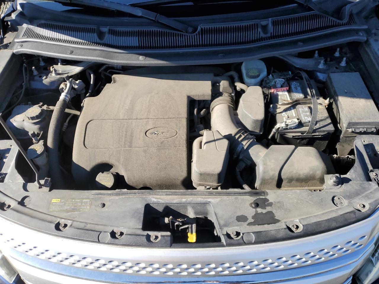 2012 Ford Explorer - Image 12