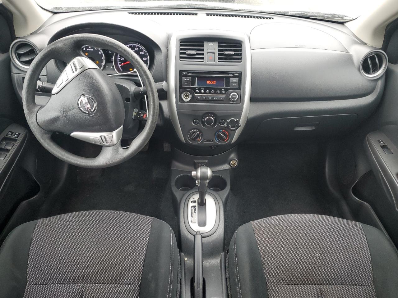 2018 Nissan Versa - Image 8
