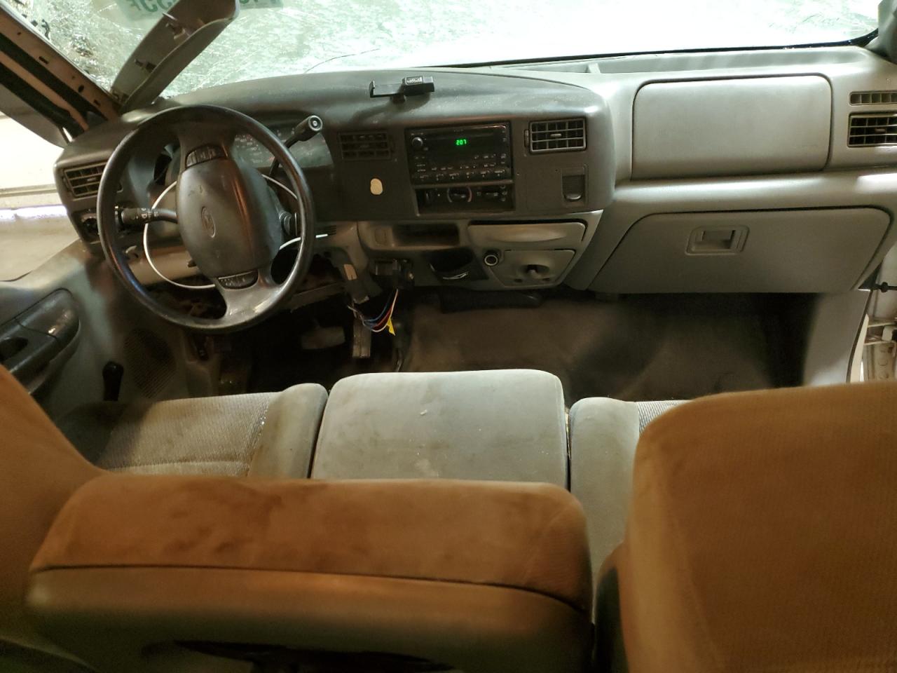 2002 Ford F250 - Image 8