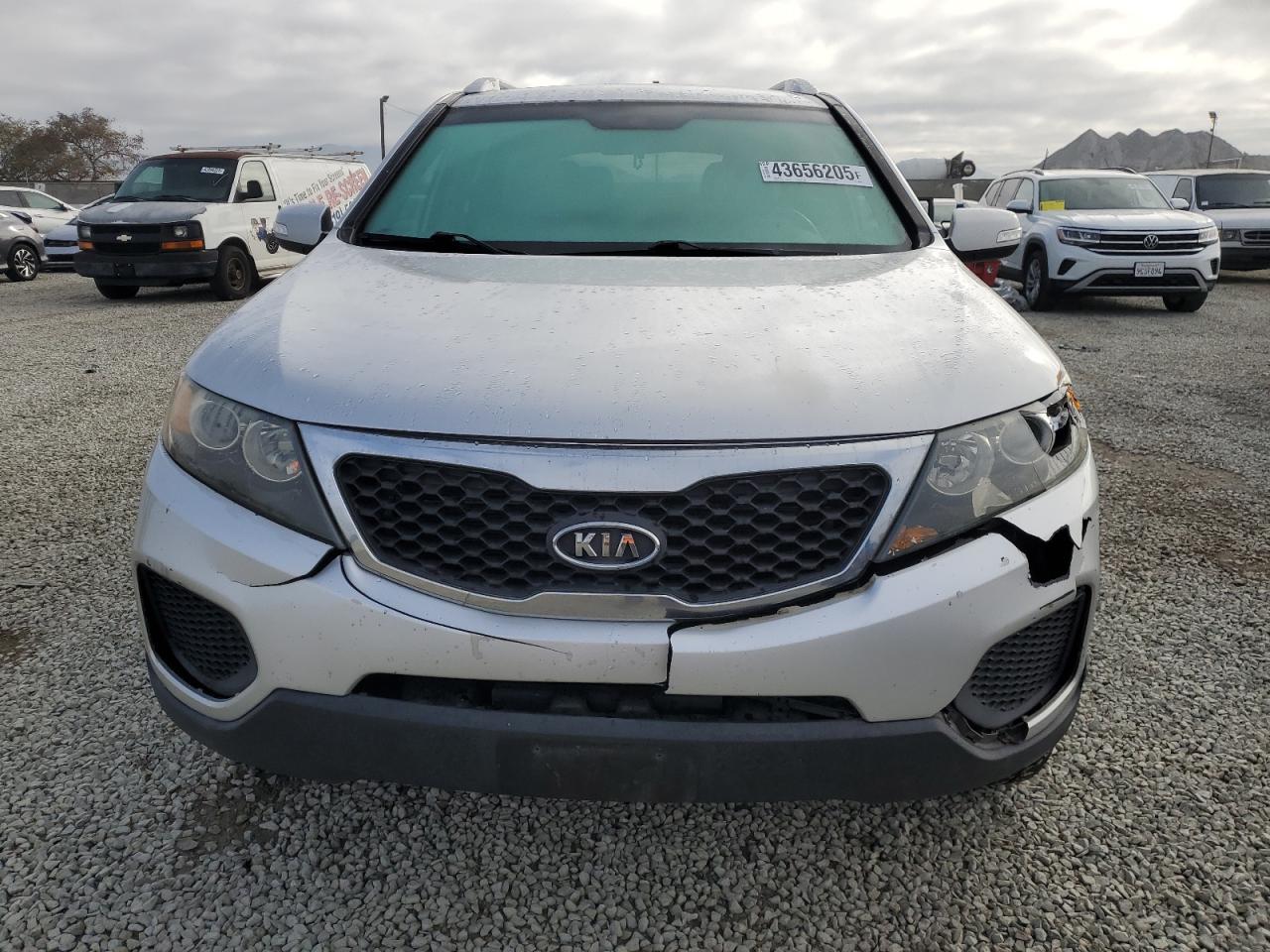 2011 Kia Sorento - Image 5