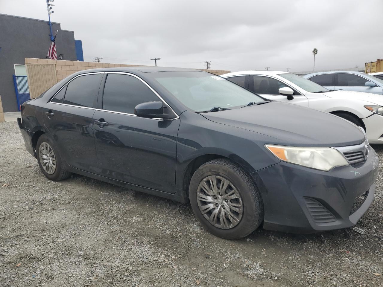 2012 Toyota Camry - Image 4