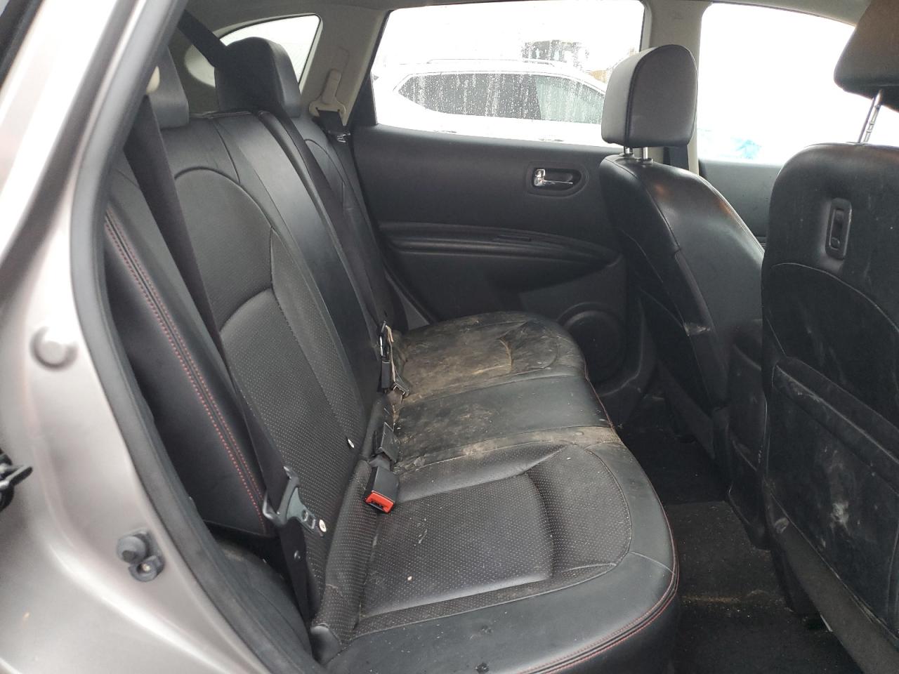 2013 Nissan Rogue - Image 12