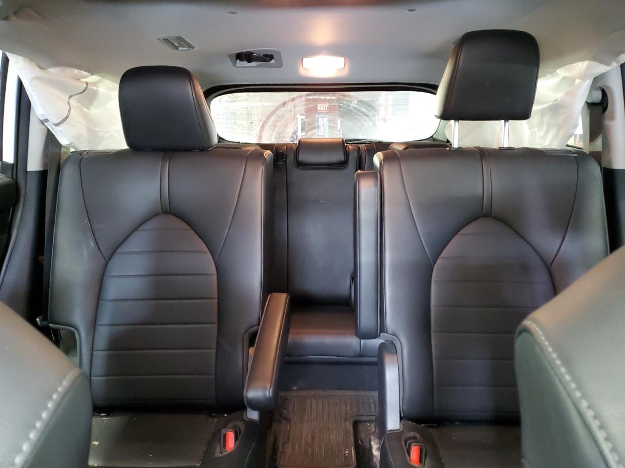 2020 Toyota Highlander - Image 10