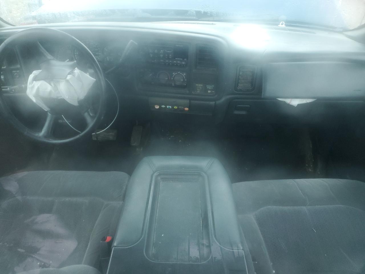 2002 Chevrolet Silverado - Image 8