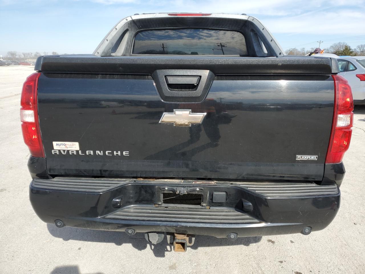 2008 Chevrolet Avalanche - Image 6