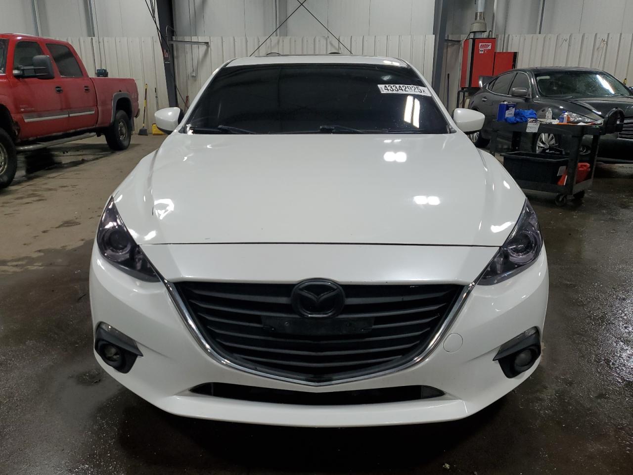 2015 Mazda 3 - Image 5