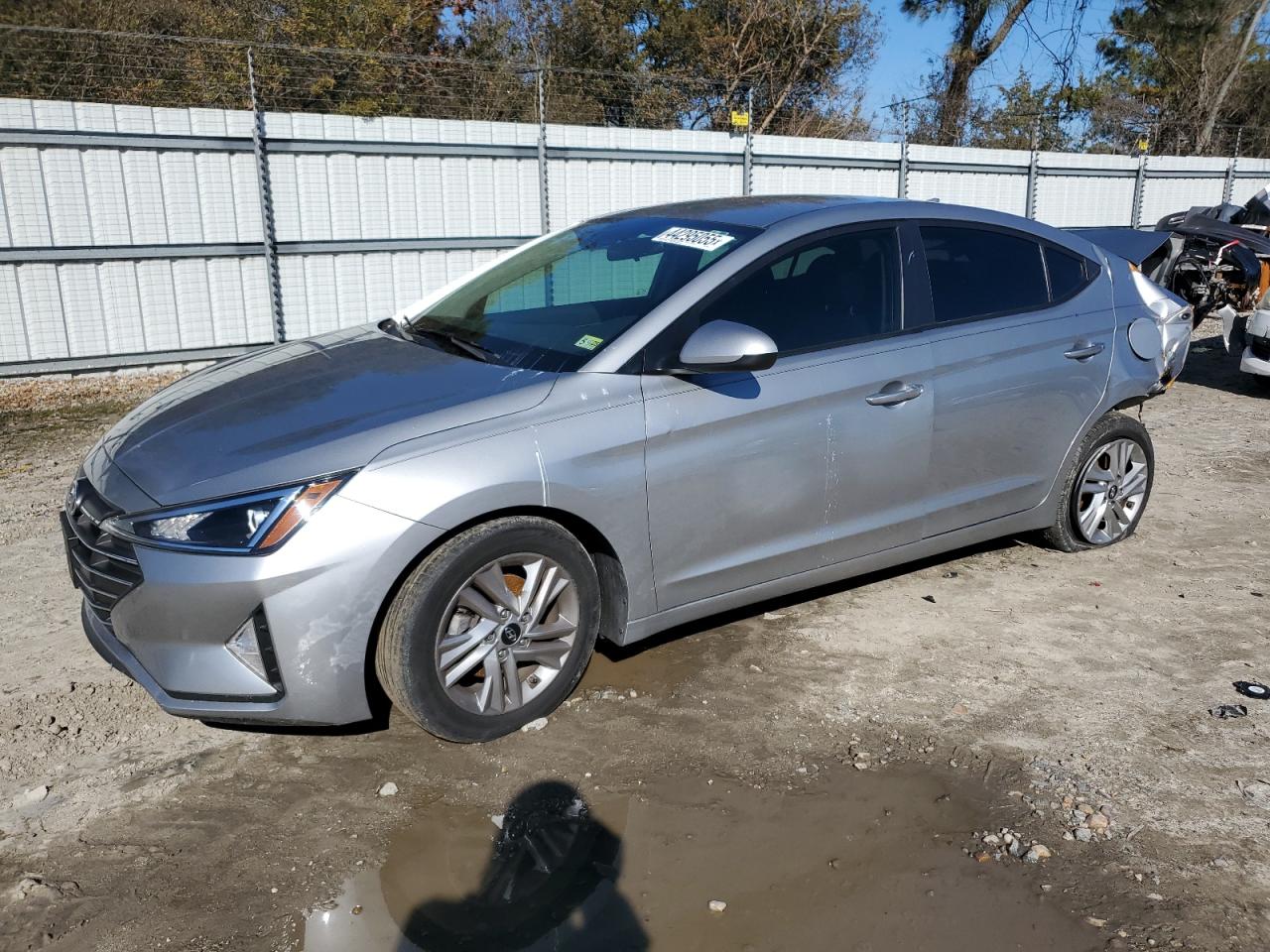 2020 Hyundai Elantra - Image 1