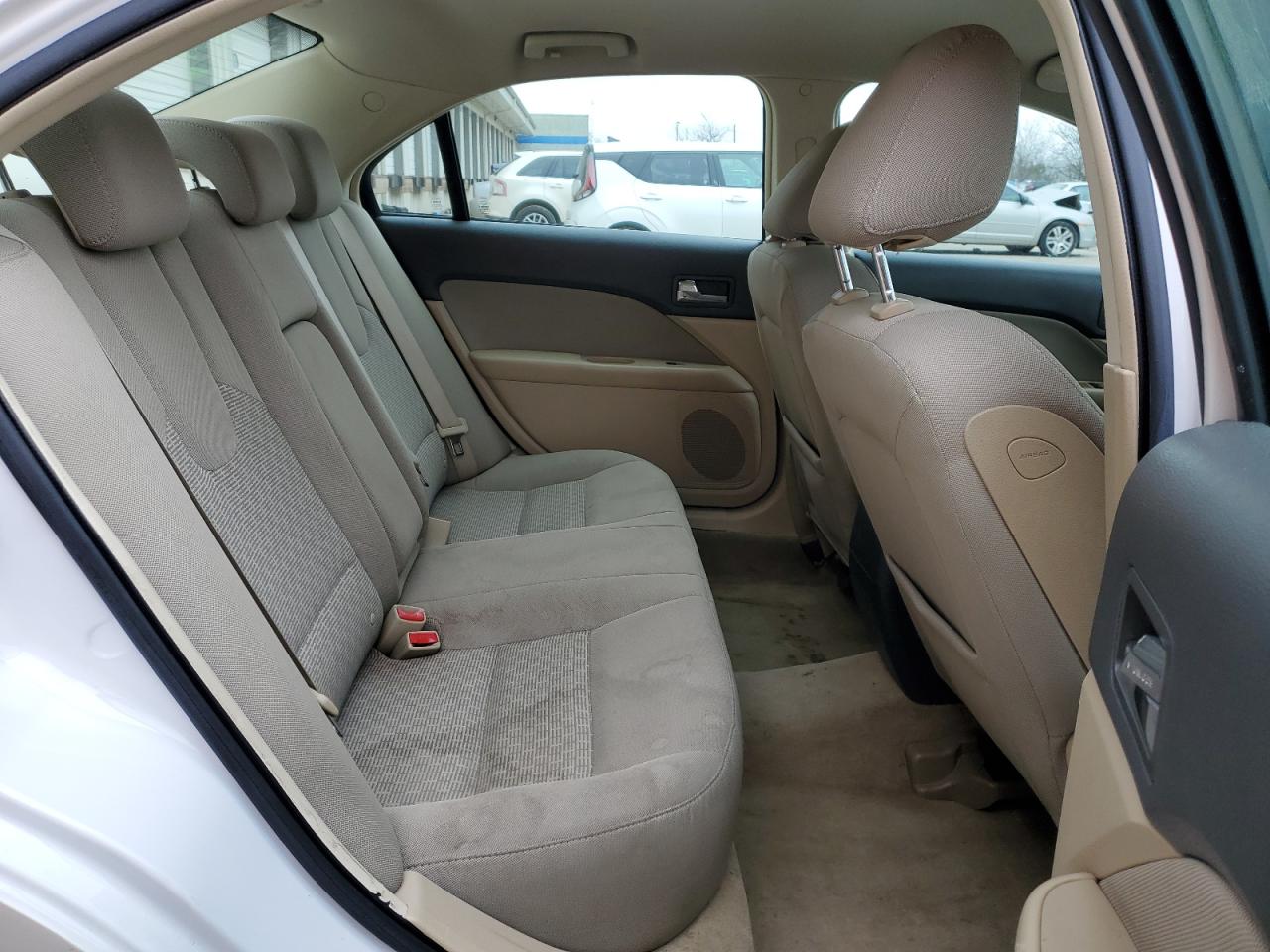 2010 Ford Fusion - Image 10