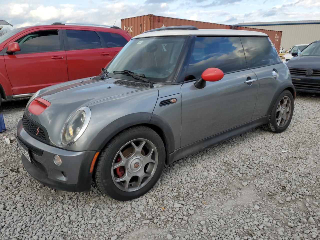 2005 MINI Cooper - Image 1