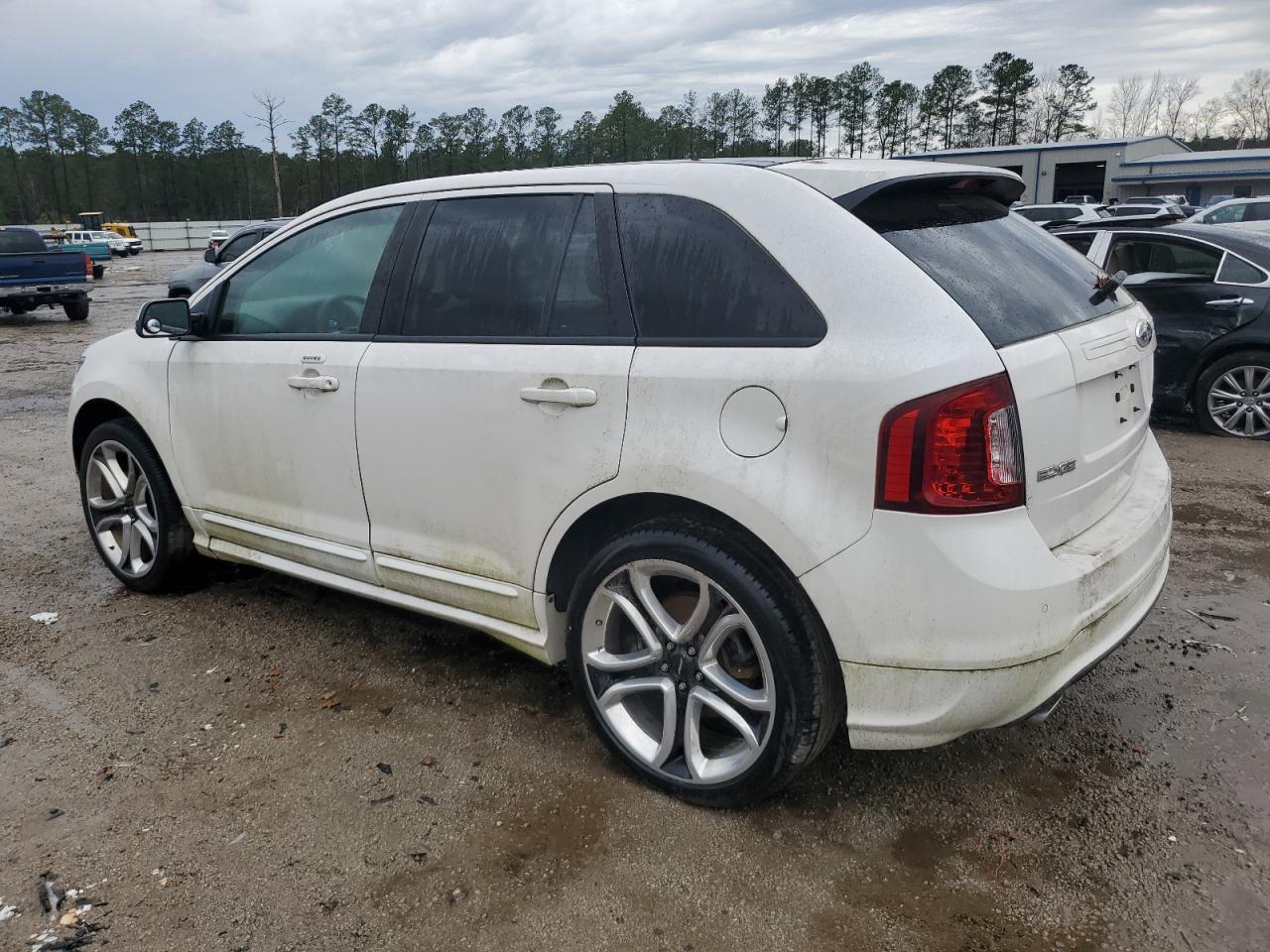 2013 Ford Edge - Image 2