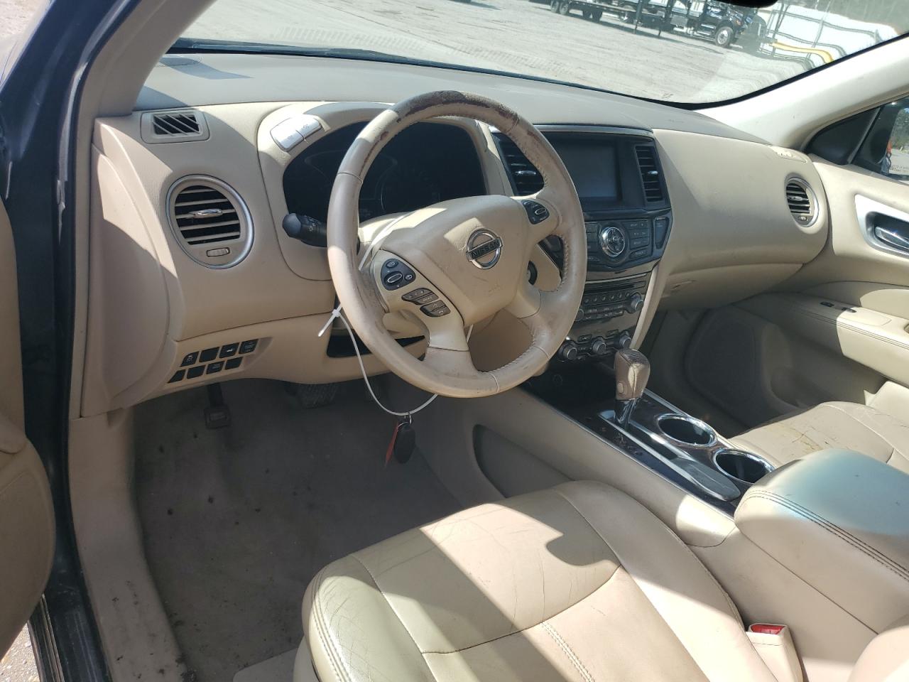 2013 Nissan Pathfinder - Image 8