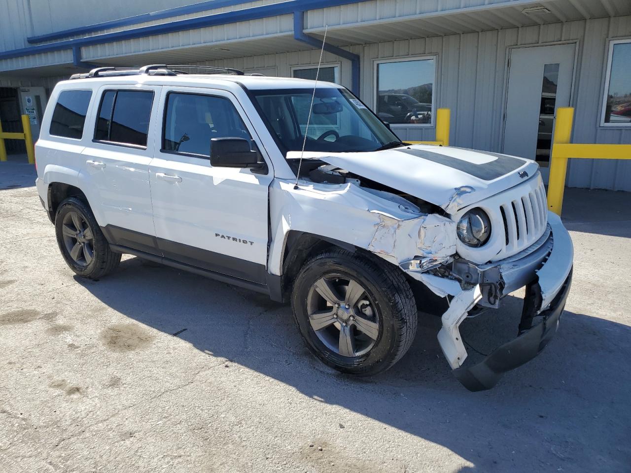 2016 Jeep Liberty (Patriot) - Image 4