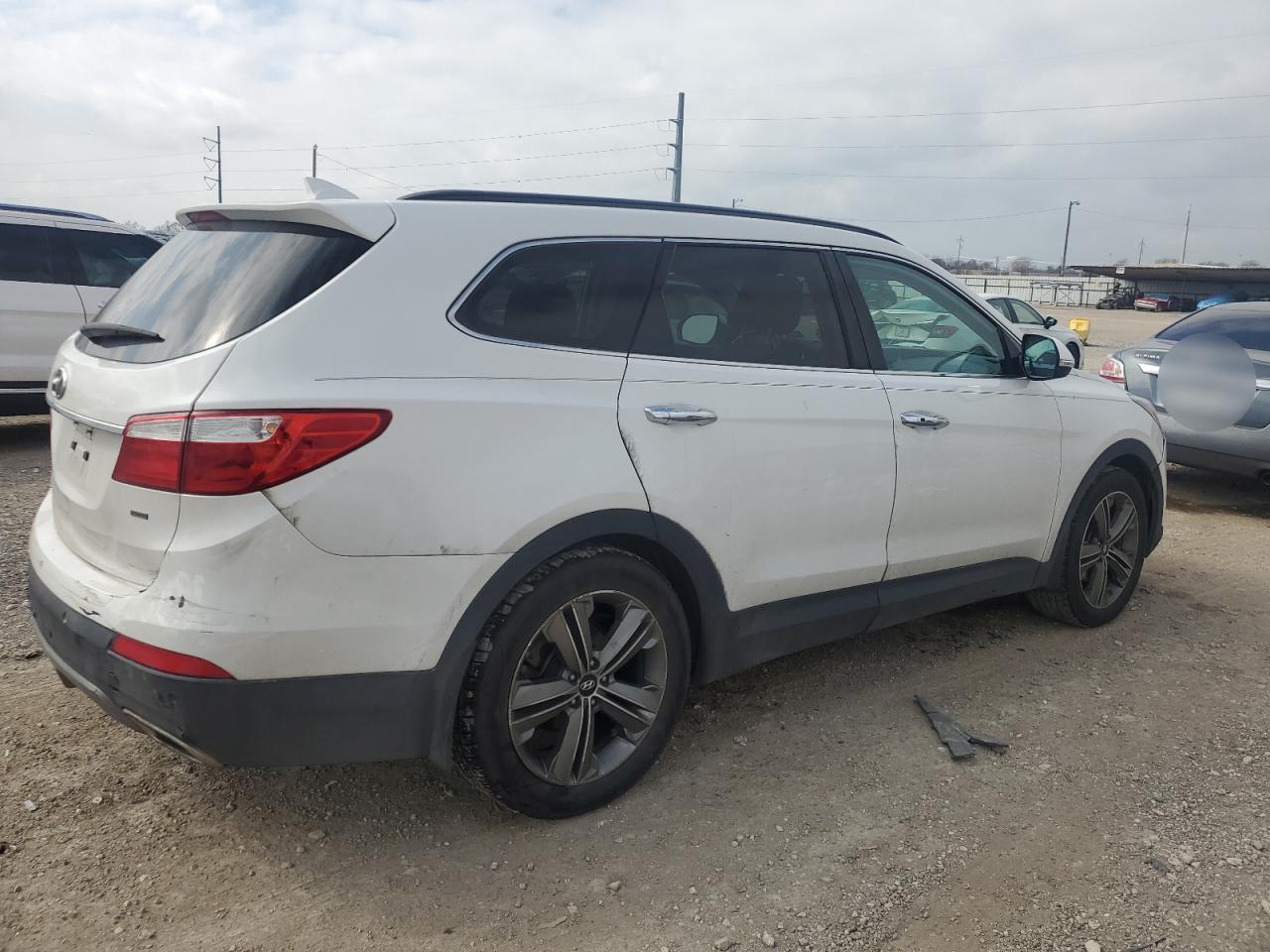 2014 Hyundai Santa Fe - Image 3