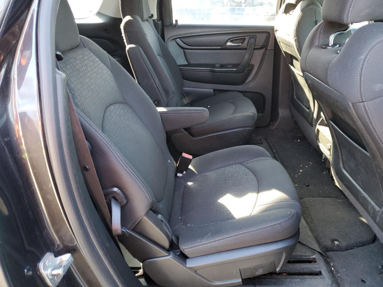 2015 GMC Acadia - Image 11