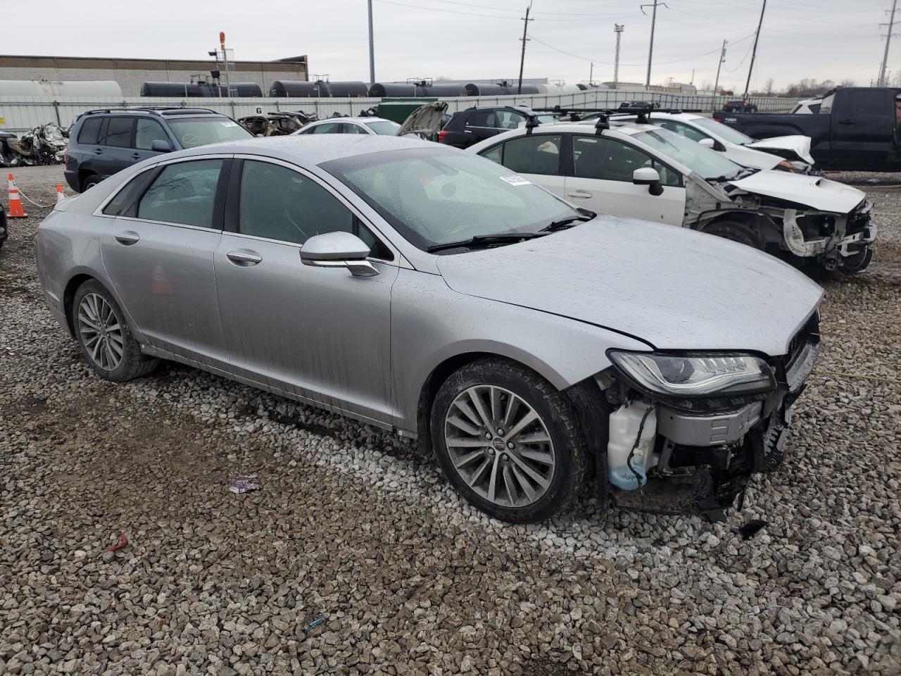 2020 Lincoln MKZ - Image 4