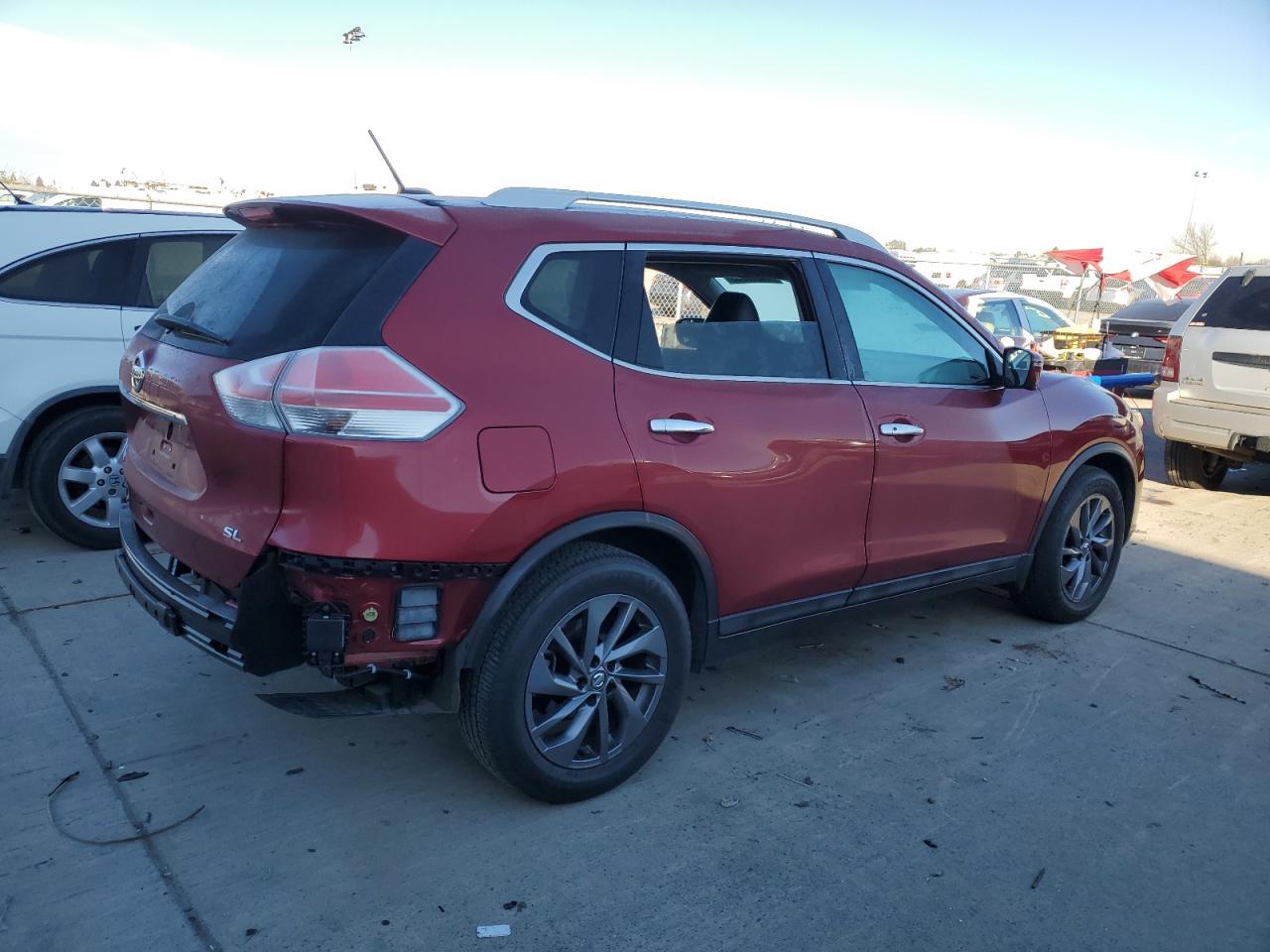 2016 Nissan Rogue - Image 3