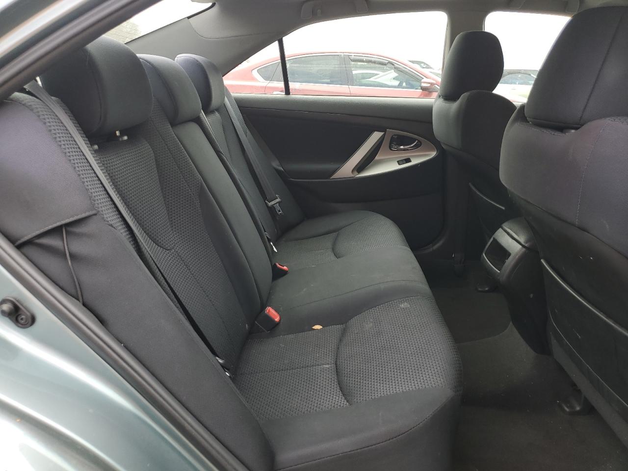 2009 Toyota Camry - Image 10