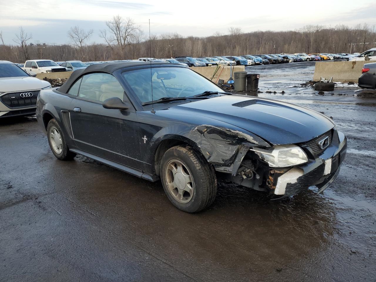 2000 Ford Mustang - Image 4