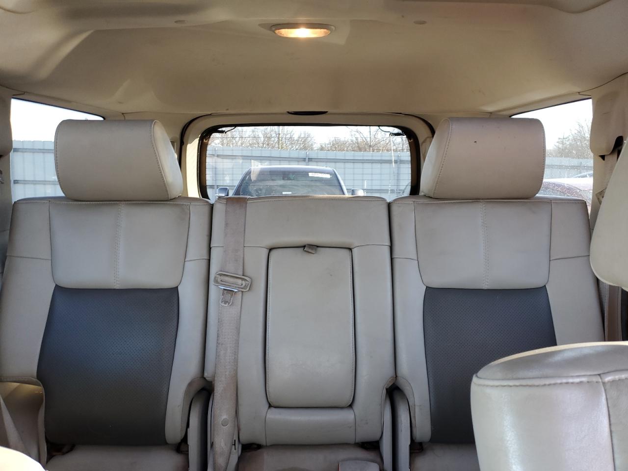 2008 Jeep Commander - Image 10