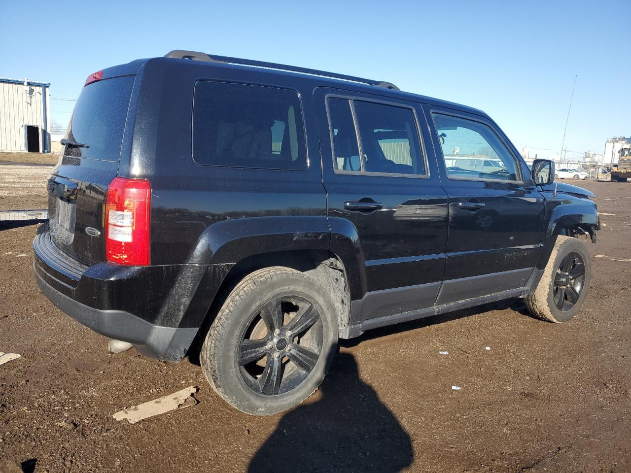 2015 Jeep Liberty (Patriot) - Image 3