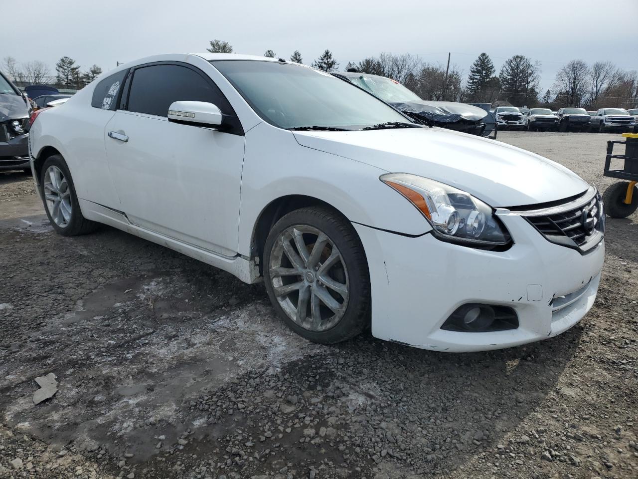 2010 Nissan Altima - Image 4