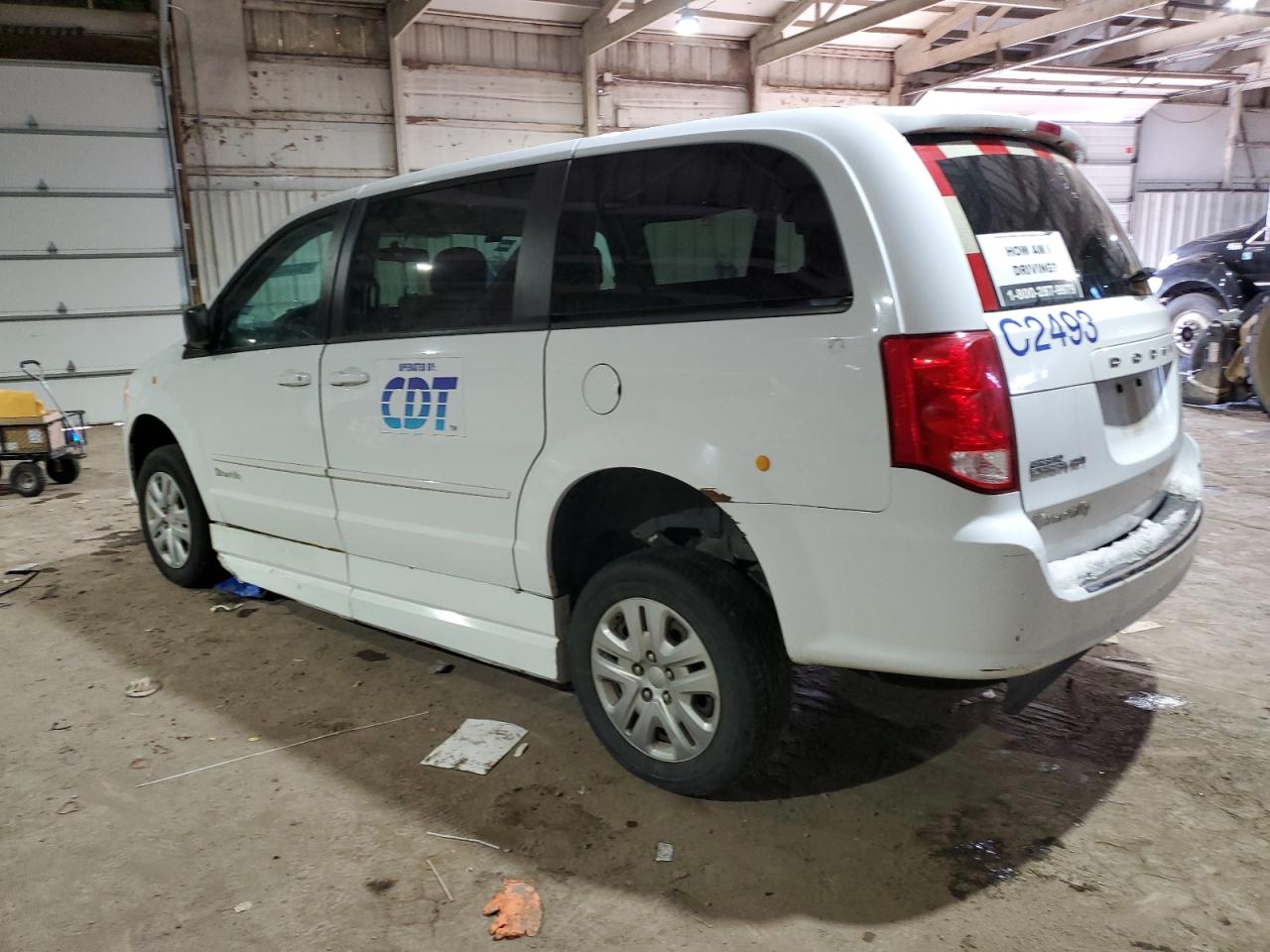 2016 Dodge Caravan - Image 2