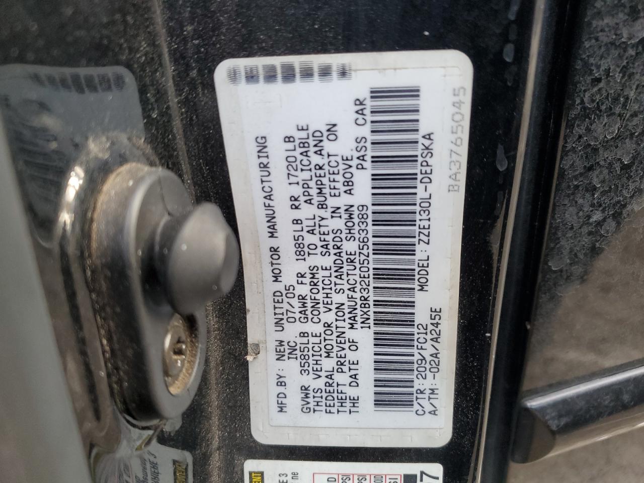 2005 Toyota Corolla - Image 13