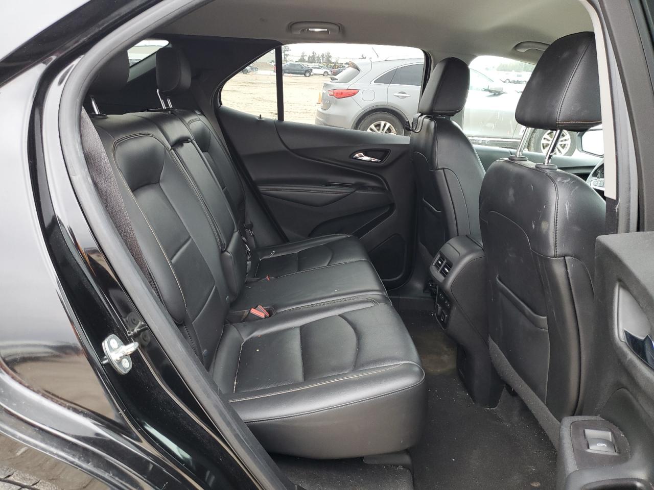 2018 Chevrolet Equinox - Image 11