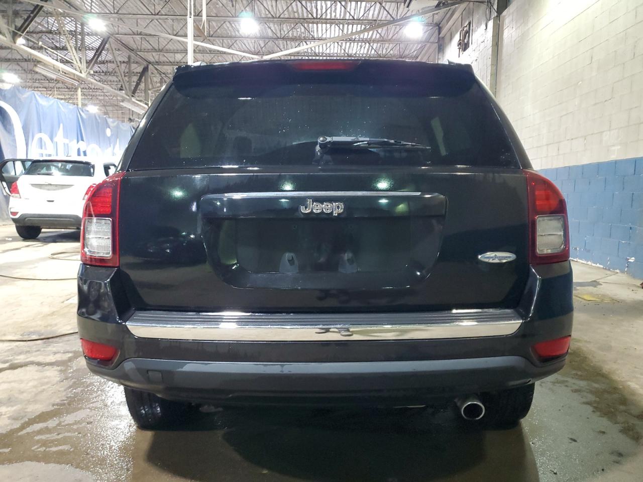 2016 Jeep Compass - Image 6