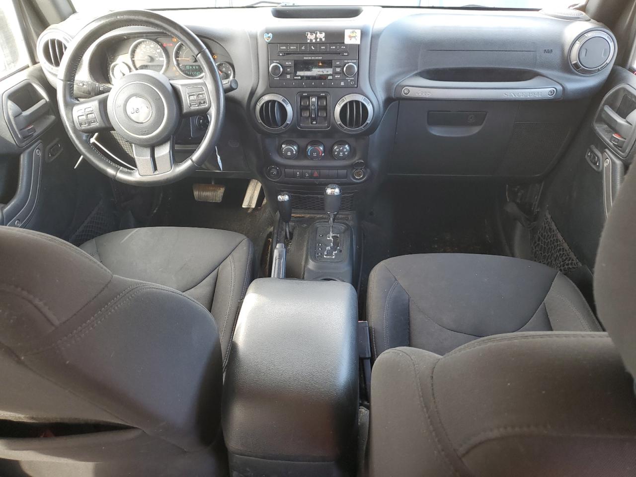 2016 Jeep Wrangler - Image 8