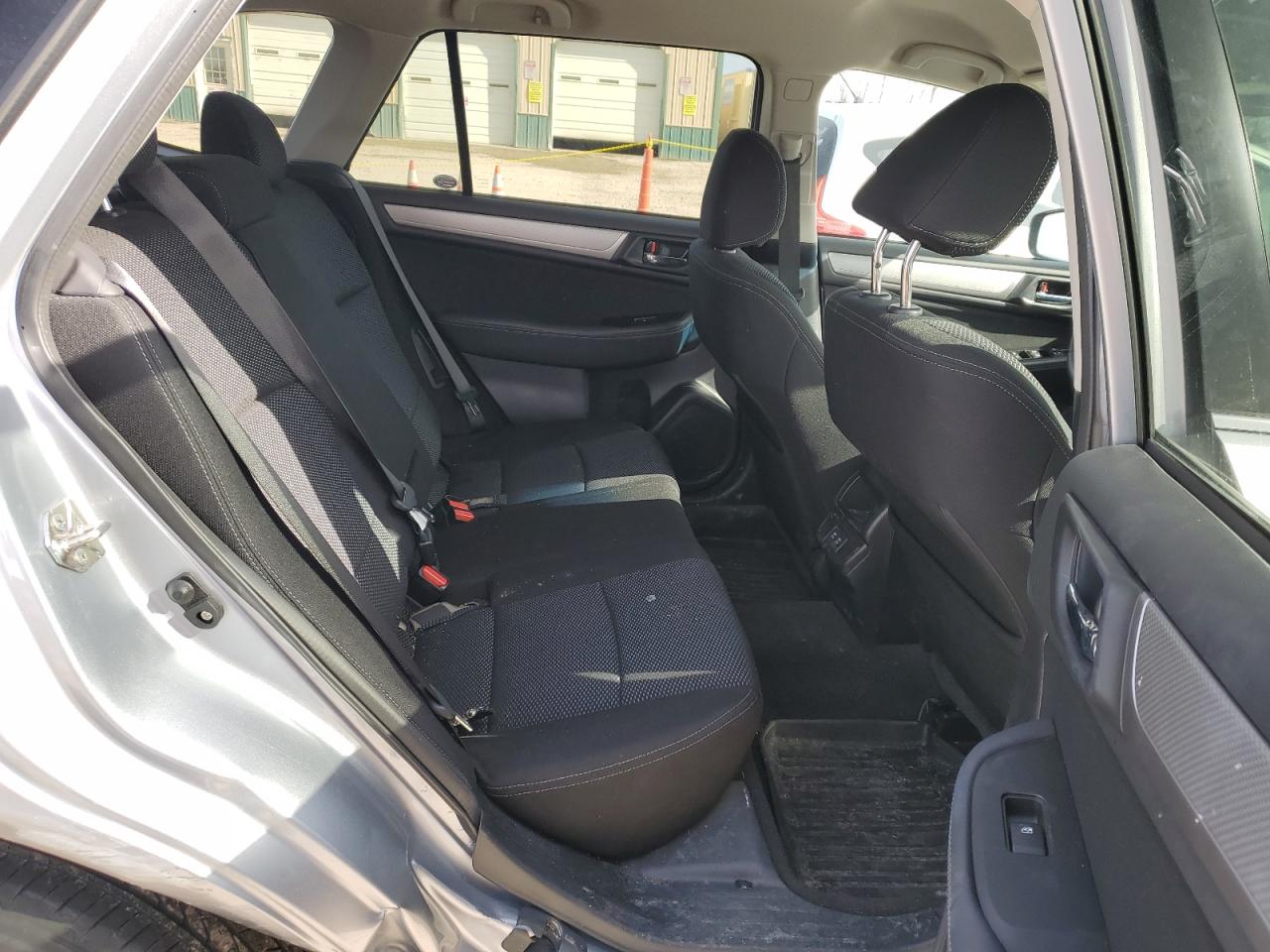 2019 Subaru Outback - Image 10