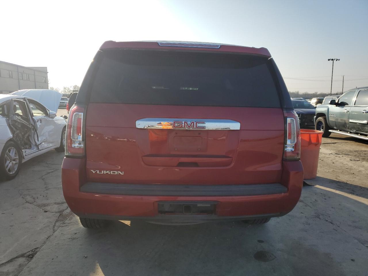 2015 GMC Yukon - Image 6