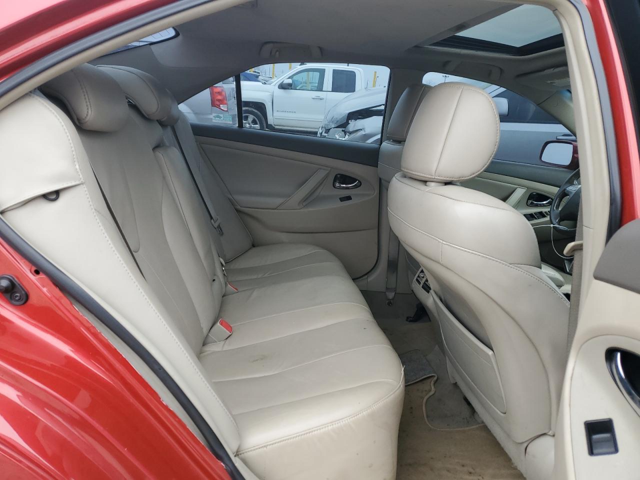 2009 Toyota Camry - Image 10