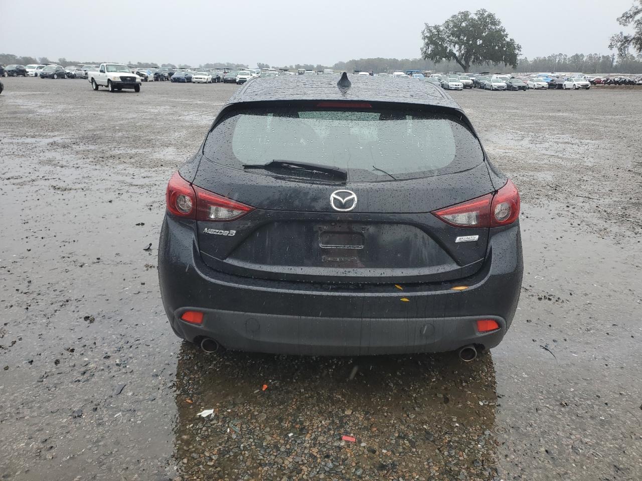2014 Mazda 3 - Image 6